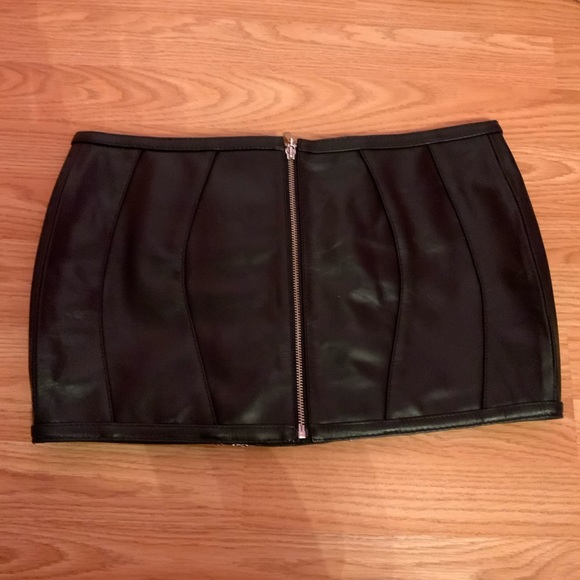 Leather Fetish Skirt *Unworn - Picture 3 of 4